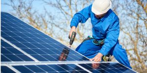 Installation Maintenance Panneaux Solaires Photovoltaïques à Montauban-de-Bretagne